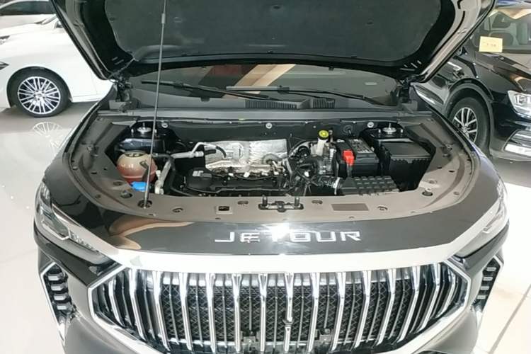 Used JETOUR X70 PLUS 2025 Champion Edition 1.5T DCT Champion PRO 5-Seater Engine Bay