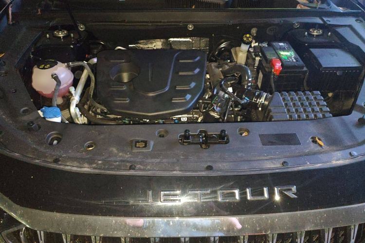 Used JETOUR X70 PLUS 2025 Champion Edition 1.5T DCT Champion MAX 7-Seater Engine Bay