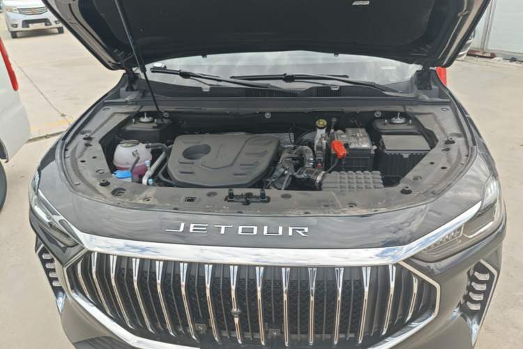 Used JETOUR X70 PLUS 2025 Model 1.5T CVT Enjoyment Edition 7-Seater Engine Bay