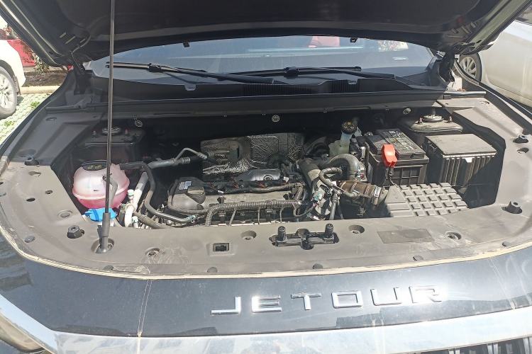 Used JETOUR X70 PLUS 2025 Champion Edition 1.5T DCT Champion PRO 5-Seater Engine Bay