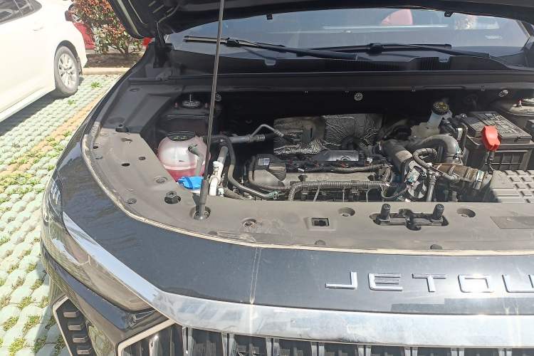 Used JETOUR X70 PLUS 2025 Champion Edition 1.5T DCT Champion PRO 5-Seater Engine Bay Right