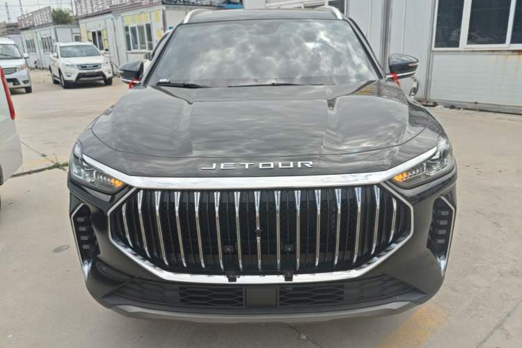 Used JETOUR X70 PLUS 2025 Model 1.5T CVT Enjoyment Edition 7-Seater Front