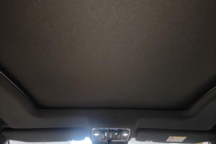 Used JETOUR X70 PLUS 2025 1.5T Flagship Edition 5 Seats Headliner