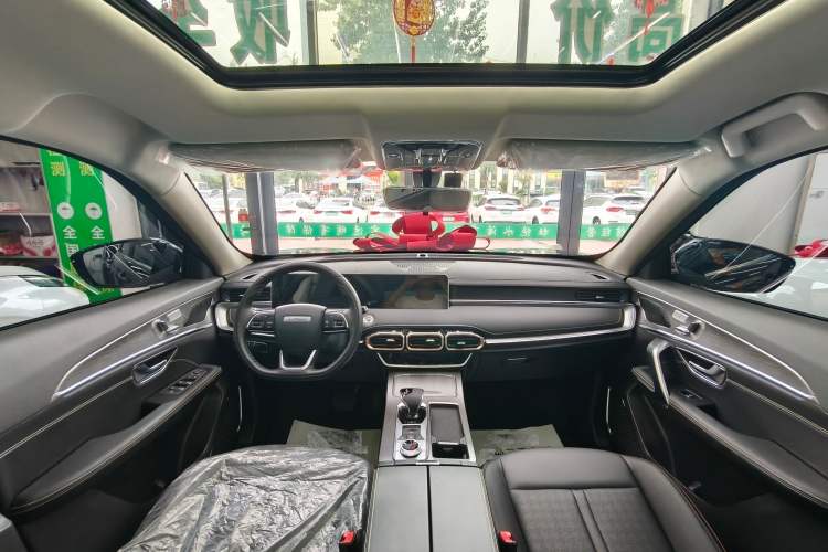 Used JETOUR X70 PLUS 2025 Champion Edition 1.5T DCT Champion MAX 5-seater Interior 3
