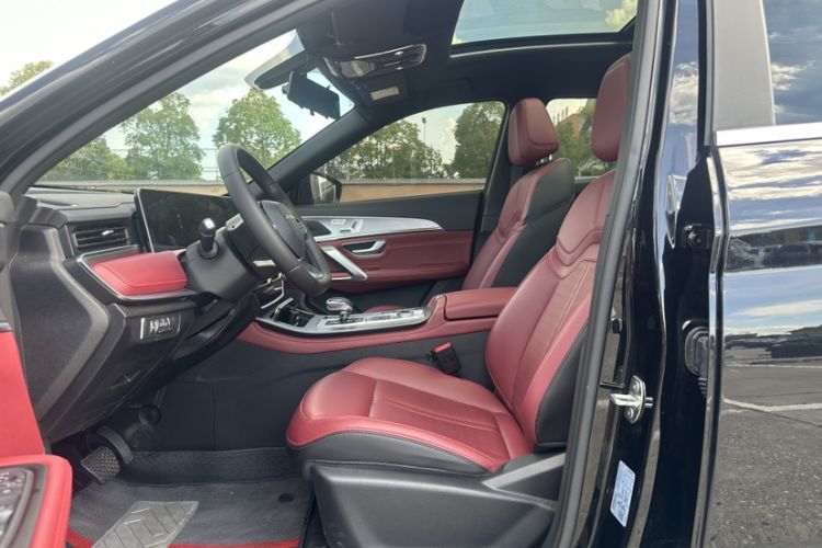 Used JETOUR X70 PLUS 2025 Champion Edition 1.5T DCT Champion MAX+ 5-seater Interior 8
