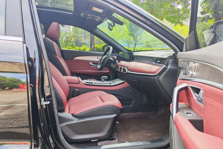 Used JETOUR X70 PLUS 2025 Champion Edition 1.5T DCT Champion MAX 5-seater Interior 9