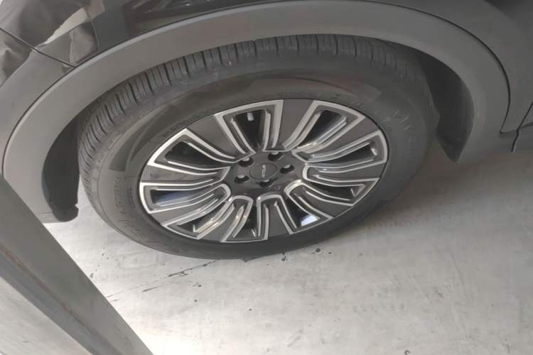 Used JETOUR X70 PLUS 2025 1.5T Elite Edition 7-Seater Left Front Wheel Hub