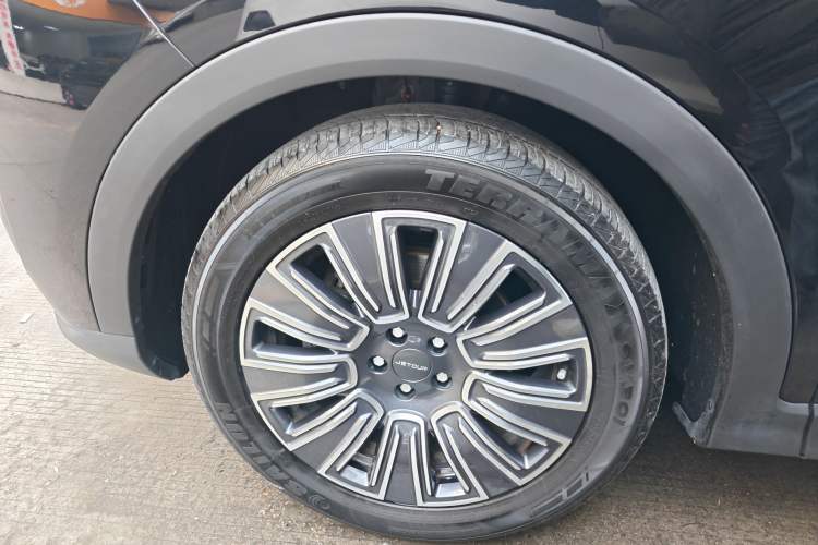 Used JETOUR X70 PLUS 2025 1.5T Luxury Dynamic Edition 5 Seats Left Front Wheel Hub