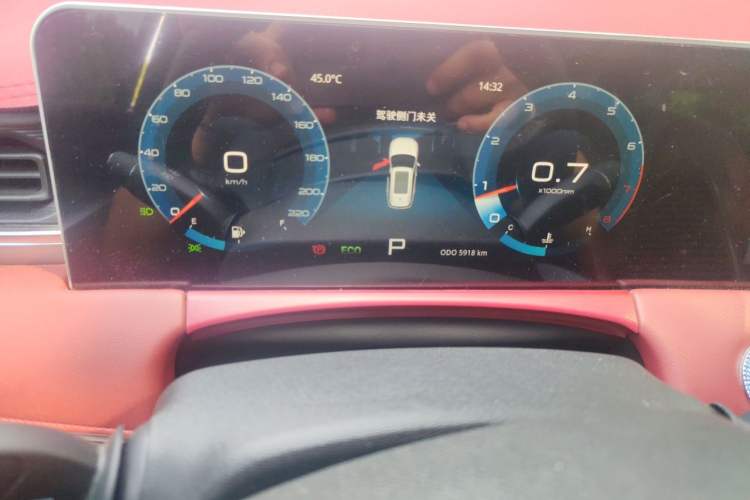 Used JETOUR X70 PLUS 2025 Champion Edition 1.5T DCT Champion PRO 5-Seater Odometer Close Up