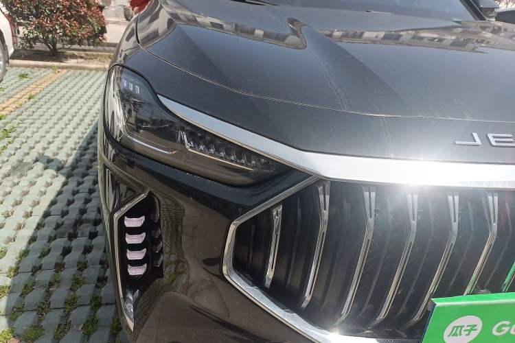 Used JETOUR X70 PLUS 2025 Champion Edition 1.5T DCT Champion PRO 5-Seater Right Front Headlight