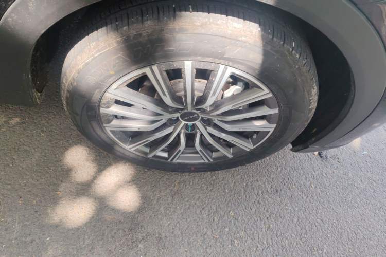 Used JETOUR X70 PLUS 2025 Champion Edition 1.5T DCT Champion PRO 5-Seater Right Front Wheel Hub