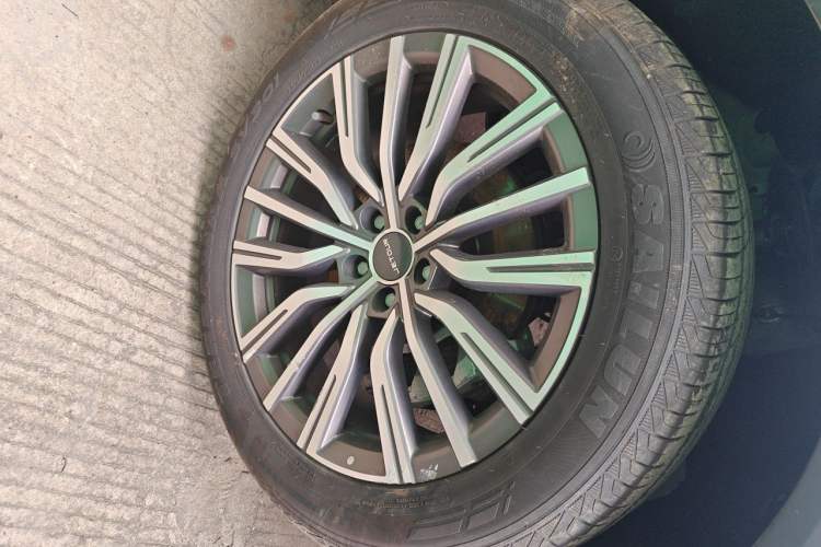 Used JETOUR X70 PLUS 2025 Champion Edition 1.5T DCT Champion PRO 5-Seater Right Front Wheel Hub