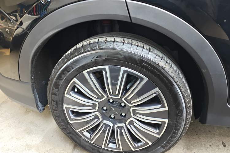 Used JETOUR X70 PLUS 2025 1.5T Luxury Dynamic Edition 5 Seats Right Rear Wheel Hub