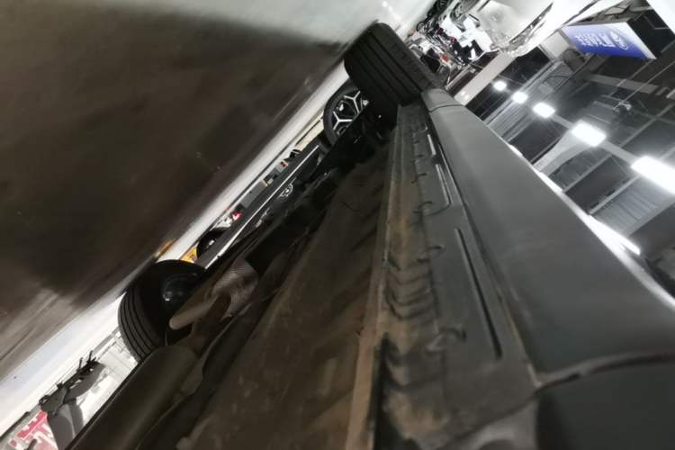 Used JETOUR X70 PLUS 2025 Champion Edition 1.5T DCT Champion MAX 5-seater Right Side Sill