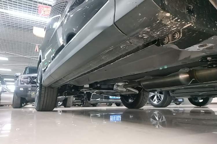 Used JETOUR X70 PLUS 2025 Champion Edition 1.5T DCT Champion PRO 5-Seater Right Side Sill