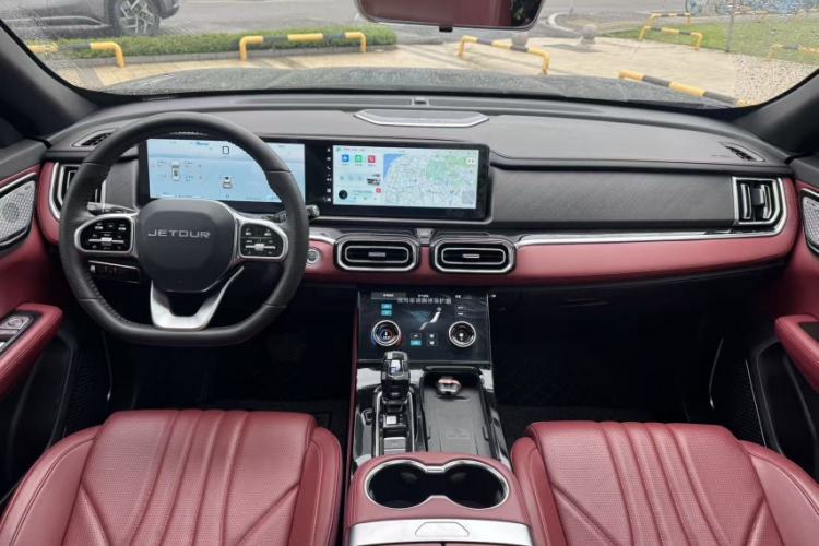 Used JETOUR X70 PLUS 2025 1.5T Flagship Edition 5 Seats Steering Wheel