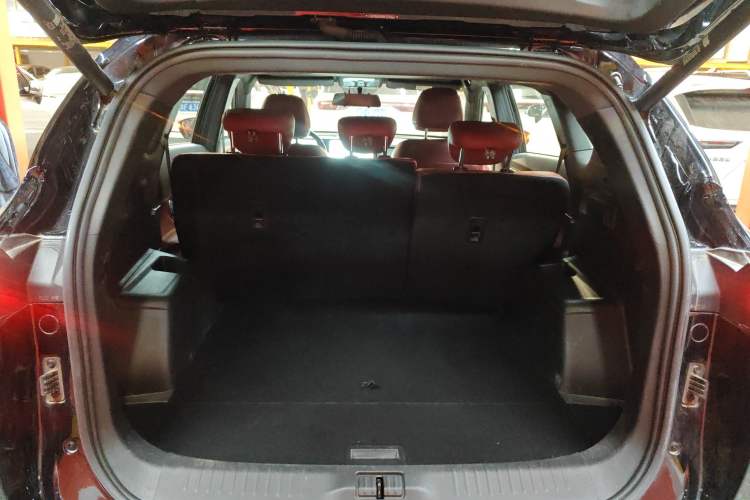 Used JETOUR X70 PLUS 2025 1.5T Luxury Edition 5 Seats Trunk