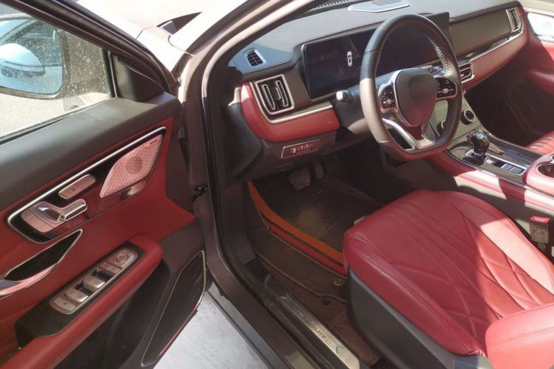Used JETOUR X70 PLUS 2025 1.5T Flagship Edition 5 Seats Driver Seat