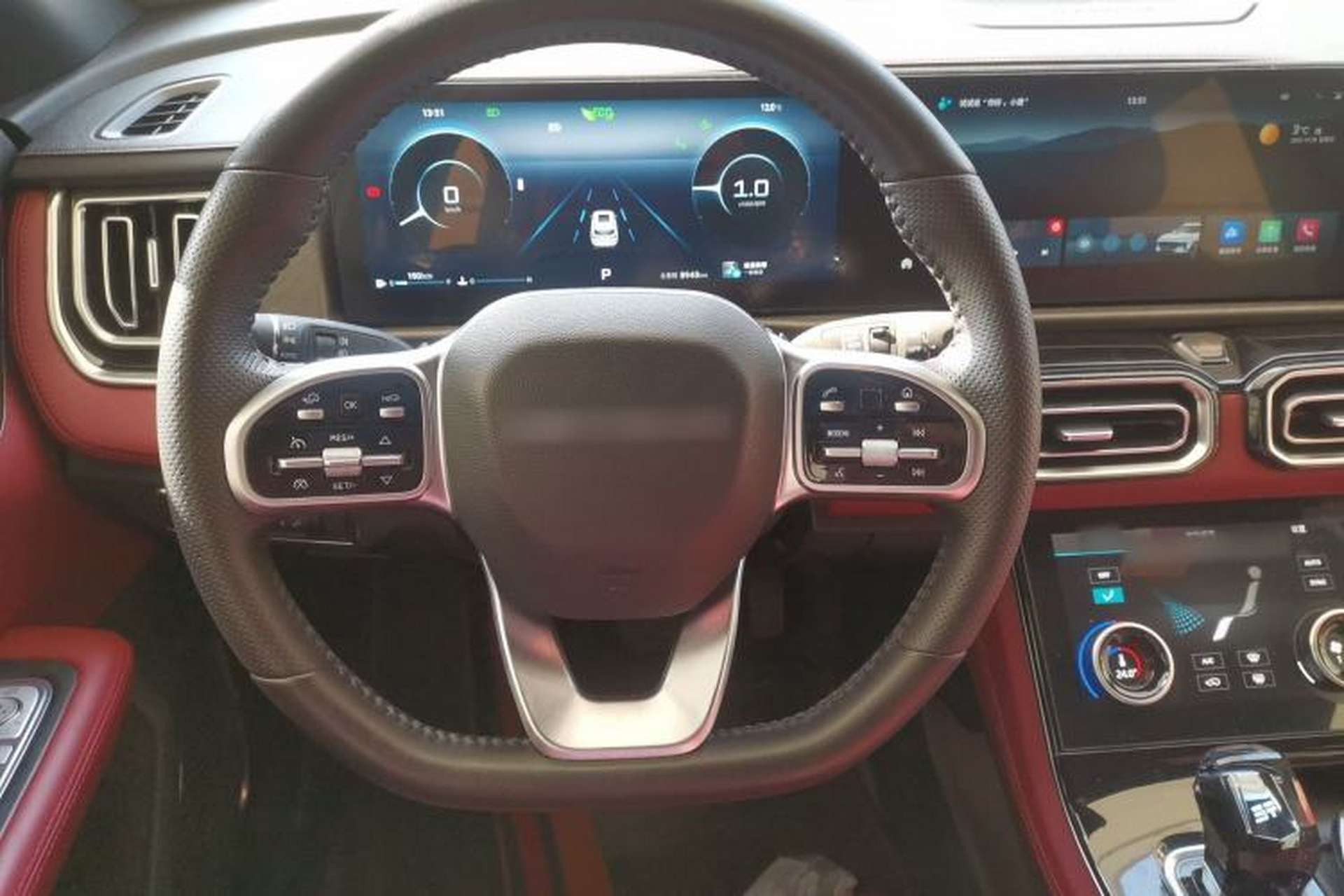 Used JETOUR X70 PLUS 2025 1.5T Flagship Edition 5 Seats Steering Wheel