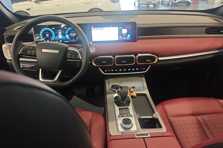 Used JETOUR X70 PLUS 2025 Champion Edition 1.5T DCT Champion MAX 5-seater Center Console
