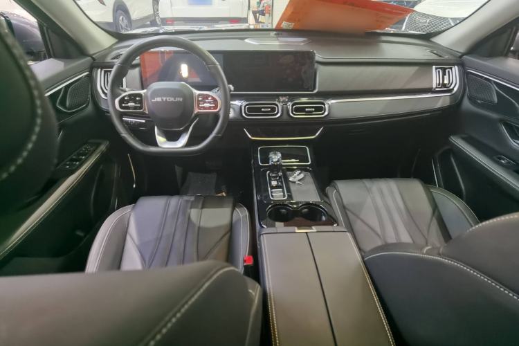 Used JETOUR X70 PLUS 2025 1.5T Elite Edition 5 Seats Interior 1