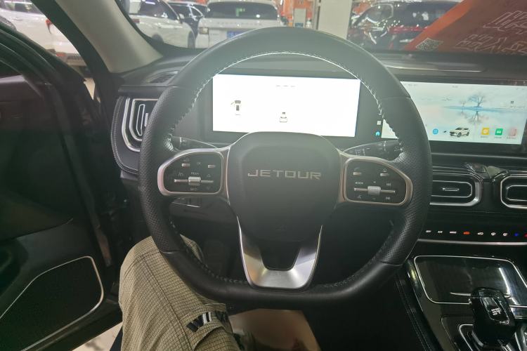 Used JETOUR X70 PLUS 2025 1.5T Elite Edition 5 Seats Interior 2