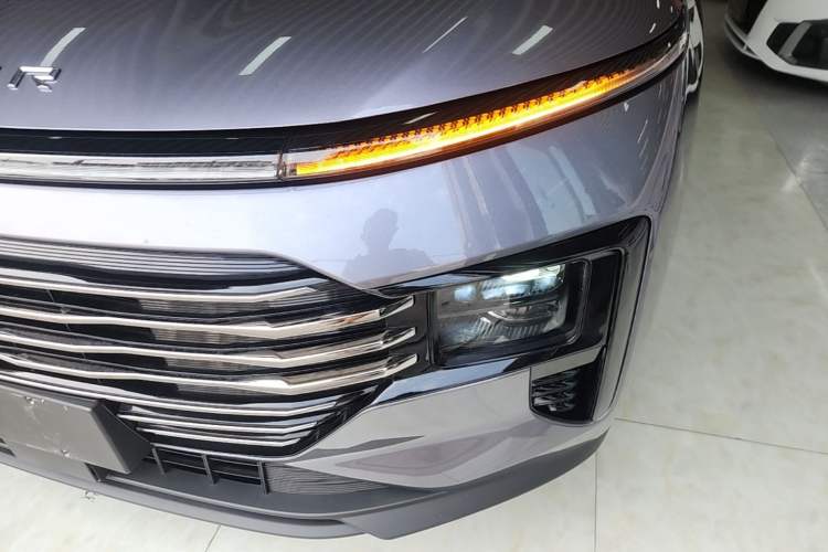 Used JETOUR X70 PLUS 2025 1.5T Luxury Edition 5 Seats Left Front Headlight