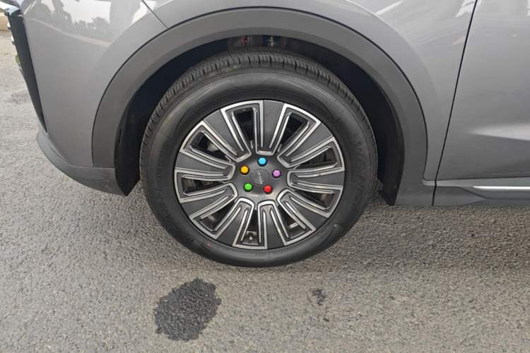 Used JETOUR X70 PLUS 2025 1.5T Luxury Edition 7-Seater Left Front Wheel Hub