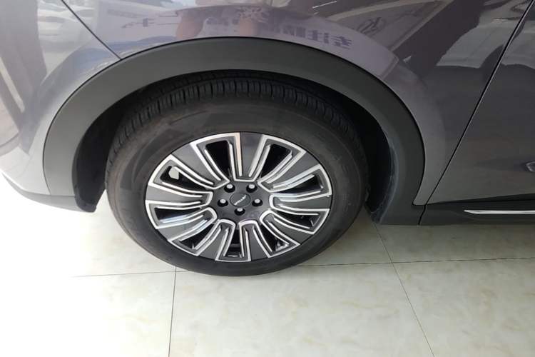 Used JETOUR X70 PLUS 2025 1.5T Luxury Edition 5 Seats Left Front Wheel Hub