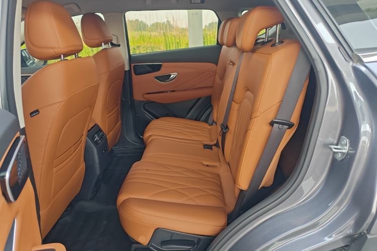 Used JETOUR X70 PLUS 2025 1.5T Luxury Edition 7-Seater Left Rear Seat