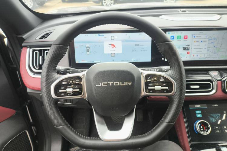 Used JETOUR X70 PLUS 2025 1.5T Flagship Edition 5 Seats Steering Wheel