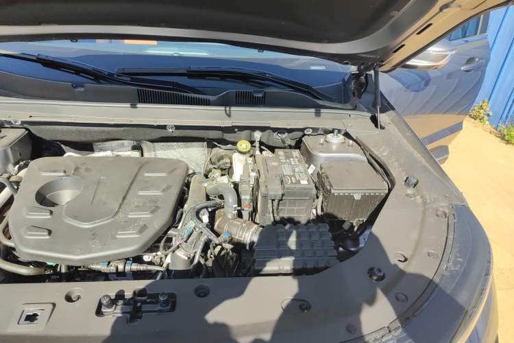 Used JETOUR X70 PLUS 2025 1.5T Luxury Edition 7-Seater Engine Bay Left