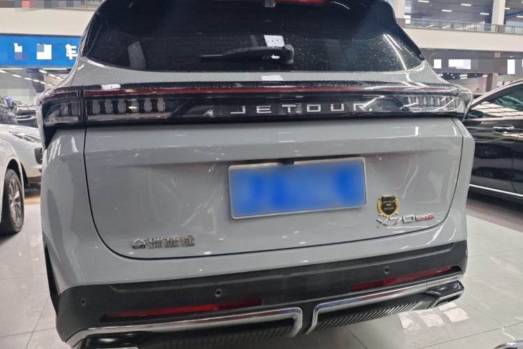 Used JETOUR X70 PLUS 2025 1.5T Luxury Edition 5 Seats Exterior 4
