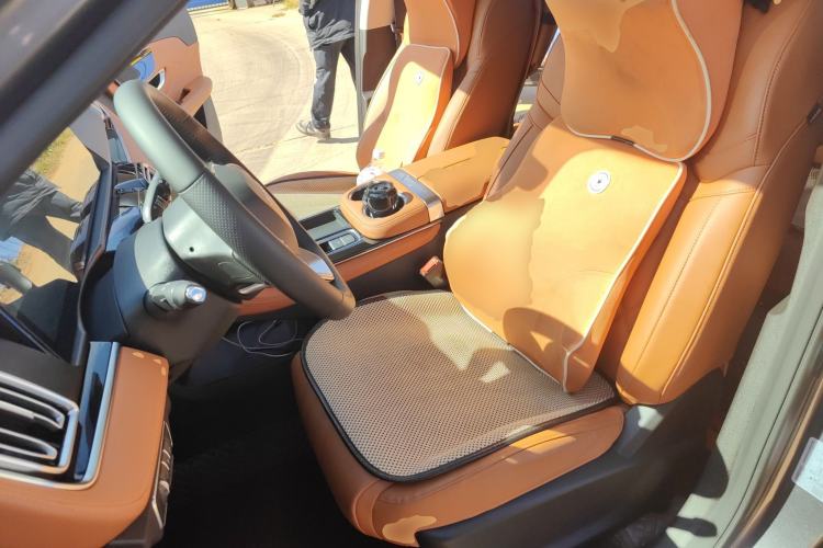 Used JETOUR X70 PLUS 2025 1.5T Luxury Edition 7-Seater Left Front Seat
