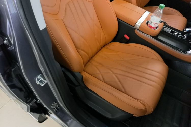 Used JETOUR X70 PLUS 2025 1.5T Luxury Edition 7-Seater Right Front Seat