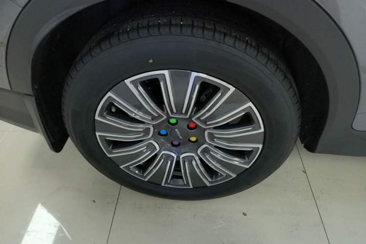 Used JETOUR X70 PLUS 2025 1.5T Luxury Edition 7-Seater Right Rear Wheel Hub