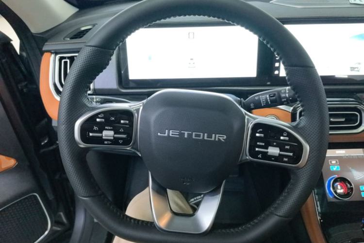 Used JETOUR X70 PLUS 2025 1.5T Luxury Edition 7-Seater Steering Wheel