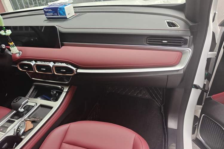 Used JETOUR X70 PLUS 2025 Champion Edition 1.5T DCT Champion PRO 7-Seater Audio And AC Panel