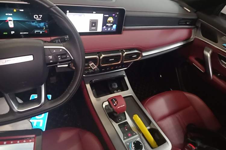 Used JETOUR X70 PLUS 2025 Champion Edition 1.5T DCT Champion MAX 5-seater Audio And AC Panel