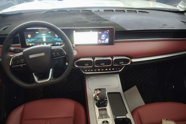 Used JETOUR X70 PLUS 2025 Champion Edition 1.5T DCT Champion MAX 7-Seater Center Console