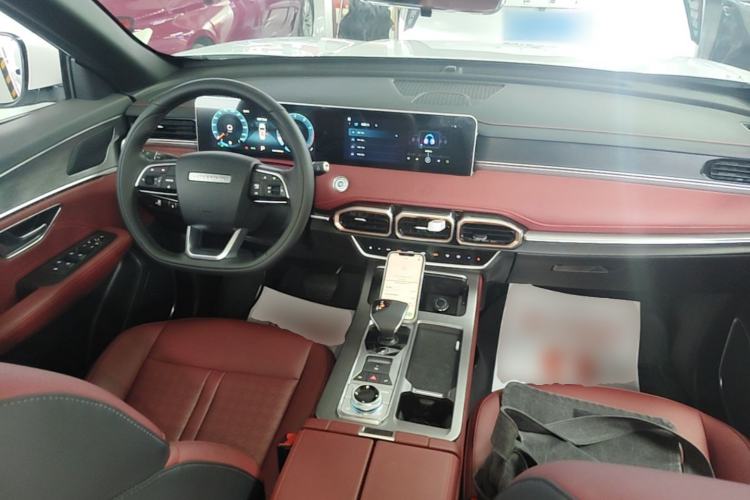 Used JETOUR X70 PLUS 2025 Champion Edition 1.5T DCT Champion PRO 5-Seater Center Console