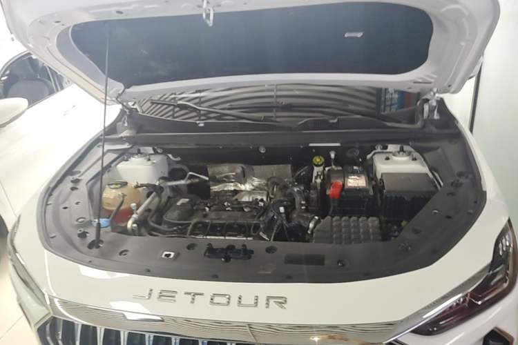 Used JETOUR X70 PLUS 2025 Champion Edition 1.5T DCT Champion PRO 5-Seater Engine Bay