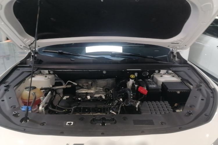 Used JETOUR X70 PLUS 2025 Champion Edition 1.5T DCT Champion PRO 7-Seater Engine Bay