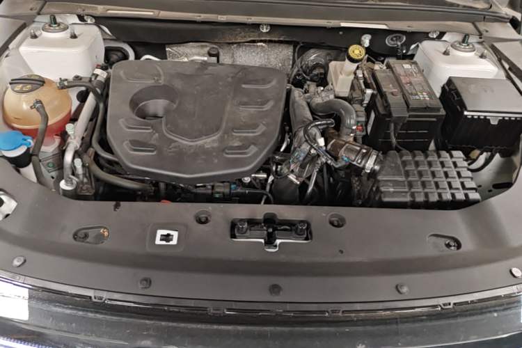 Used JETOUR X70 PLUS 2025 1.5T Luxury Edition 5 Seats Engine Bay