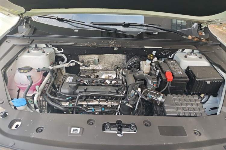 Used JETOUR X70 PLUS 2025 Champion Edition 1.5T DCT Champion PRO 7-Seater Engine Bay