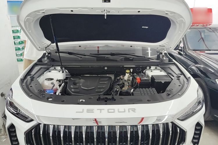Used JETOUR X70 PLUS 2025 1.5T CVT Flagship PRO 5-Seater Engine Bay