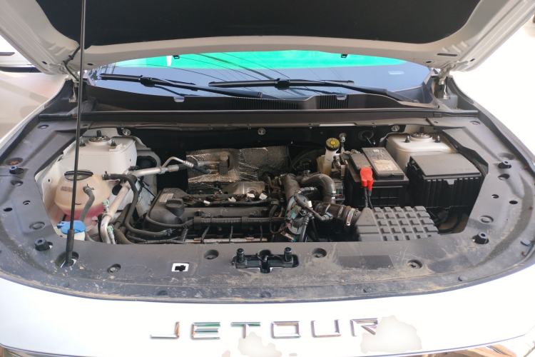 Used JETOUR X70 PLUS 2025 Champion Edition 1.5T DCT Champion PRO 5-Seater Engine Bay