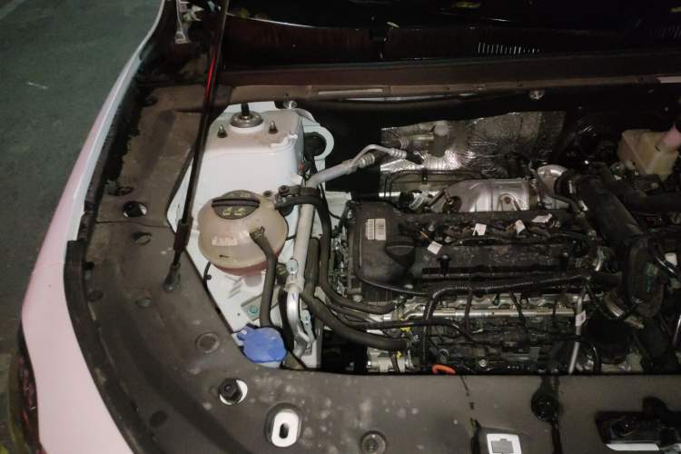 Used JETOUR X70 PLUS 2025 Champion Edition 1.5T DCT Champion PRO 5-Seater Engine Bay Right