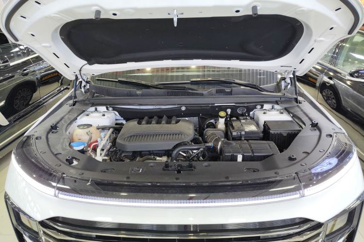Used JETOUR X70 PLUS 2025 1.5T Luxury Dynamic Edition 5 Seats Engine Bay