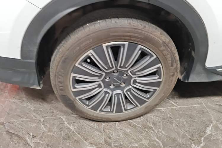 Used JETOUR X70 PLUS 2025 1.5T Luxury Edition 5 Seats Exterior 5